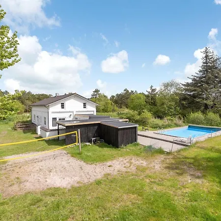 Rea - 5km From The Sea By Interhome Nyaraló Tagholm